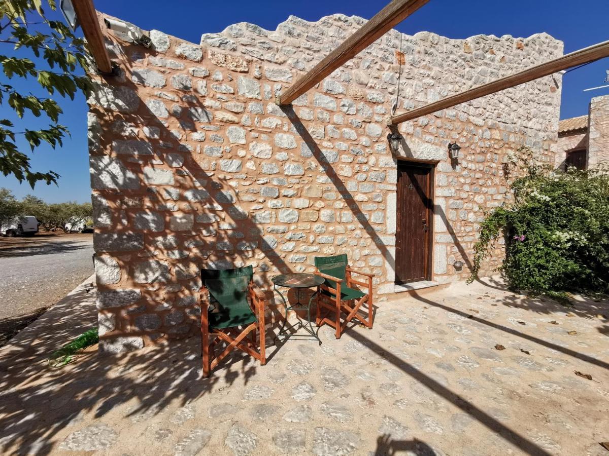 Guesthouse Toxotis Pírgos Dhiroú Zewnętrze zdjęcie