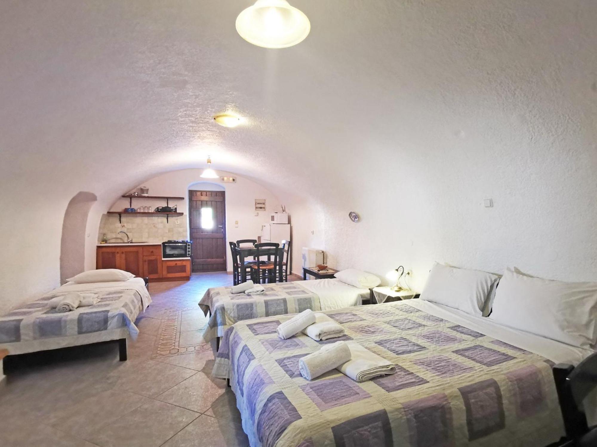 Guesthouse Toxotis Pírgos Dhiroú Zewnętrze zdjęcie
